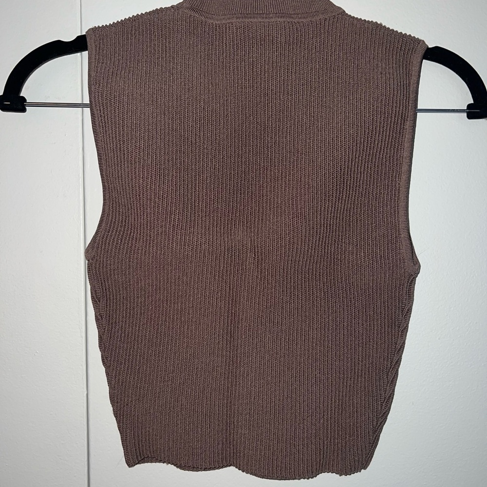 Babaton Brown Sleeveless Knit Vest